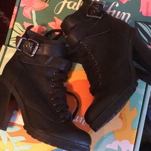 Kelsy Dagger Leather Lace Up Booties